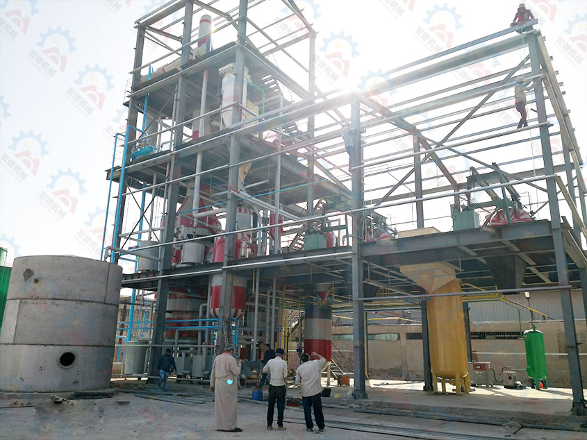 120T精煉油設備安裝施工中