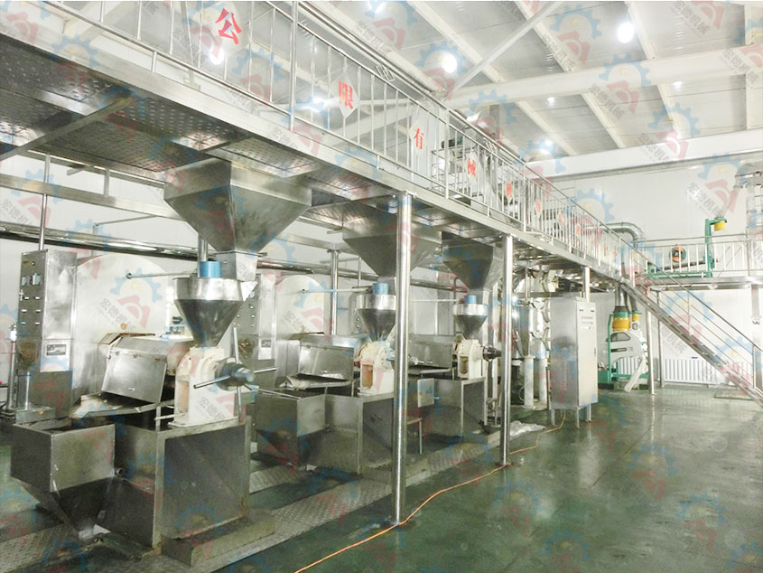 新疆阿克蘇15-20噸葵花菜籽油壓榨設(shè)備車間
